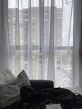 Snapshot of Sofi_Leal chatting on February 18, 2026, 1:18 pm Sofi Leal online show from February 18, 2026, 1:18 pm