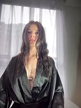 Snapshot of Sofi_Leal chatting on February 21, 2026, 12:28 pm Sofi Leal online show from February 21, 2026, 12:28 pm