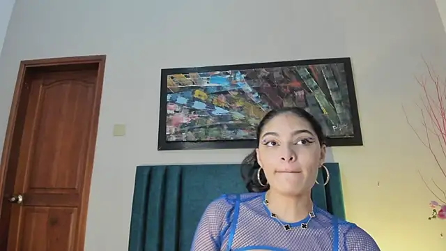 LunaAspen  online show from October 1, 2025, 5:52 pm