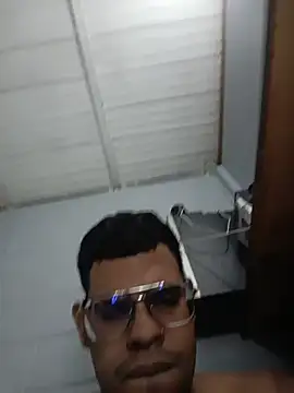 Bigtiti01 online show from January 7, 2026, 1:52 am