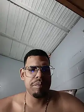 Bigtiti01 online show from February 25, 2026, 7:01 pm