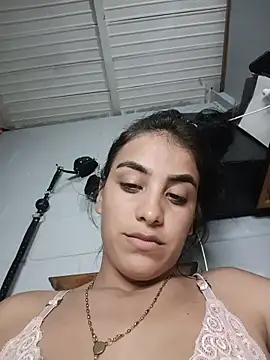 Snapshot of Bigtiti01 chatting on May 12, 2026, 6:27 pm Bigtiti01 online show from May 12, 2026, 6:27 pm