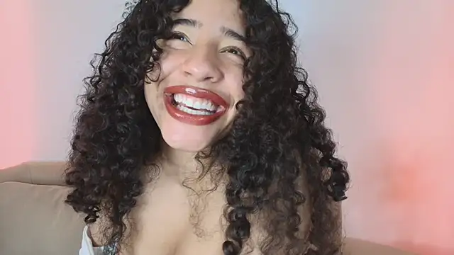 Snapshot of HairyAillyn chatting on January 5, 2026, 7:39 pm HairyAillyn online show from January 5, 2026, 7:39 pm