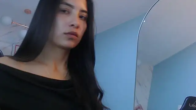 victoria hernandez t  online show from March 27, 2026, 7:57 pm