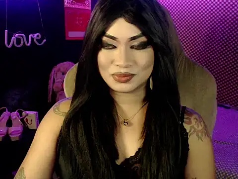 Snapshot of xxXMissCessXxx chatting on March 18, 2026, 10:57 pm xxXMissCessXxx online show from March 18, 2026, 10:57 pm