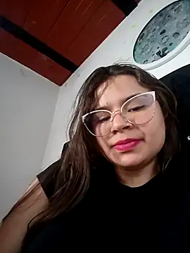 Isa Acosta online show from September 19, 2025, 9:26 pm