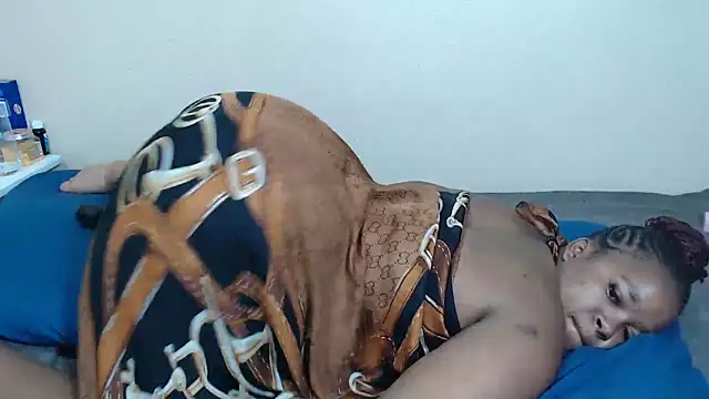 Snapshot of AfricanPopi chatting on February 12, 2026, 4:29 am AfricanPopi online show from February 12, 2026, 4:29 am