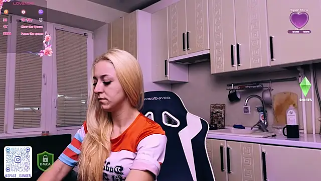 space danger online show from October 14, 2025, 4:02 am