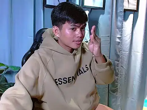 Snapshot of Alexx_143 chatting on January 5, 2026, 5:38 pm Alexx 143 online show from January 5, 2026, 5:38 pm