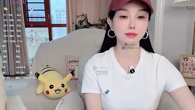 Xiatian520  online show from September 9, 2025, 8:36 am