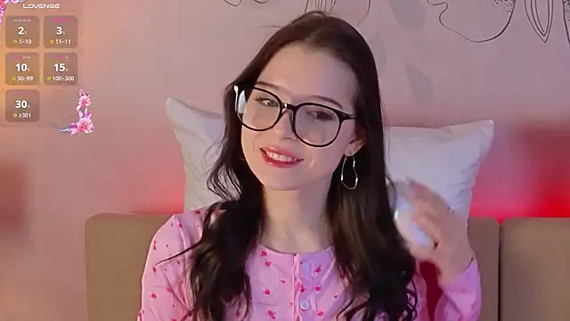 Angel  Rosse online show from February 5, 2026, 6:01 pm