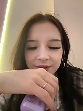 Snapshot of Angel__Rosse chatting on July 20, 2026, 4:53 pm Angel Rosse online show from July 20, 2026, 4:53 pm