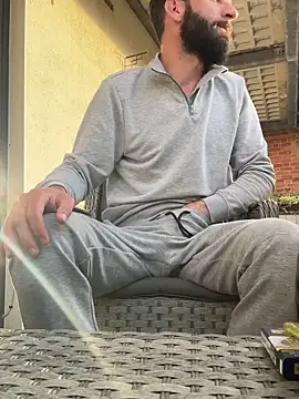 Michel huge online show from April 8, 2026, 6:08 pm