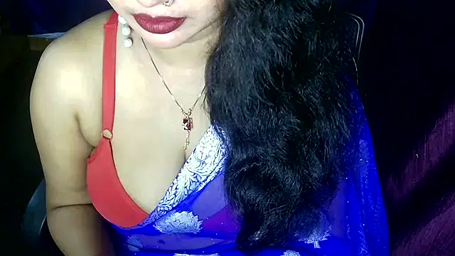 Snapshot of QUEEN_SAKHI- chatting on July 24, 2026, 6:11 am QUEEN SAKHI- online show from July 24, 2026, 6:11 am