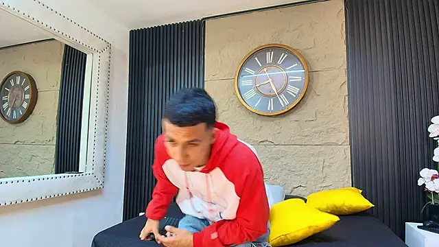 Snapshot of Marcus_Jeron chatting on May 10, 2026, 2:06 am Marcus Jeron online show from May 10, 2026, 2:06 am