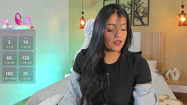 Snapshot of Camila_Bustamante chatting on October 7, 2025, 3:09 pm Camila Bustamante online show from October 7, 2025, 3:09 pm