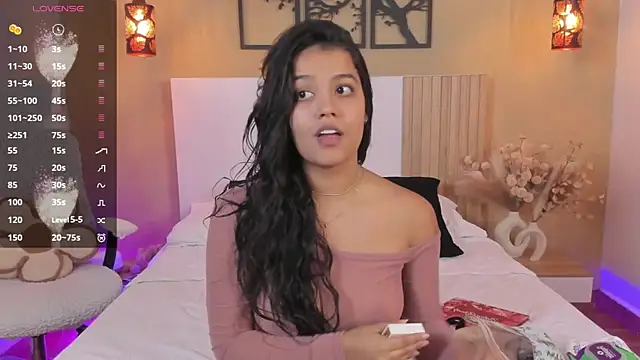 Snapshot of Camila_Bustamante chatting on November 27, 2025, 3:25 pm Camila Bustamante online show from November 27, 2025, 3:25 pm