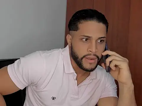 Snapshot of Pier_Simons chatting on September 27, 2025, 6:29 am Pier Simons online show from September 27, 2025, 6:29 am