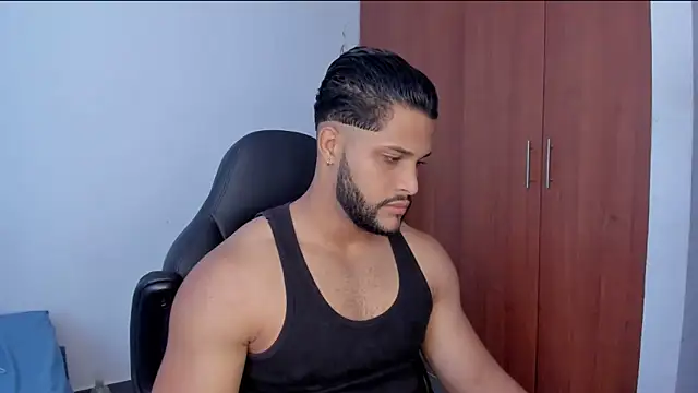 Pier Simons online show from April 19, 2026, 2:05 pm