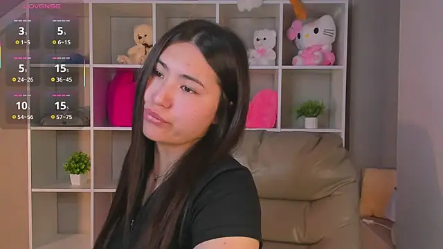 Snapshot of Megan_Williamms chatting on September 10, 2025, 8:25 am Megan Williamms online show from September 10, 2025, 8:25 am