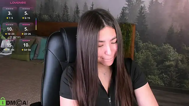 Snapshot of Megan_Williamms chatting on October 10, 2025, 9:30 am Megan Williamms online show from October 10, 2025, 9:30 am