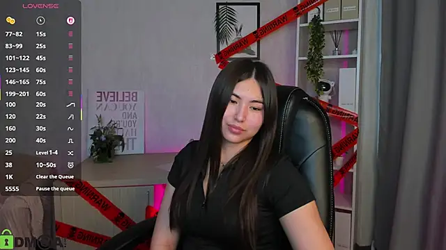 Snapshot of Megan_Williamms chatting on October 23, 2025, 9:52 am Megan Williamms online show from October 23, 2025, 9:52 am