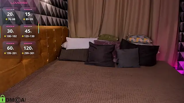 Snapshot of Megan_Williamms chatting on November 13, 2025, 1:04 am Megan Williamms online show from November 13, 2025, 1:04 am