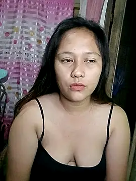 Snapshot of pretty_me092121 chatting on March 19, 2026, 6:12 pm pretty me092121 online show from March 19, 2026, 6:12 pm
