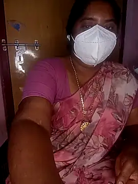 Jessi 25 online show from September 24, 2025, 5:16 pm