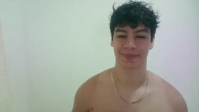 Snapshot of zeus_181 chatting on July 8, 2026, 10:58 pm zeus 181 online show from July 8, 2026, 10:58 pm
