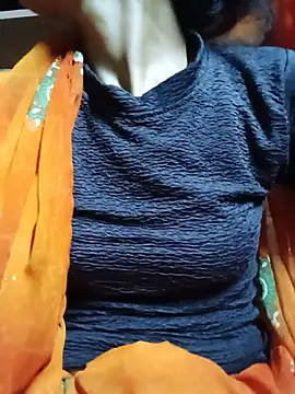Snapshot of Payal-0143 chatting on July 17, 2026, 2:13 pm Payal-0143 online show from July 17, 2026, 2:13 pm
