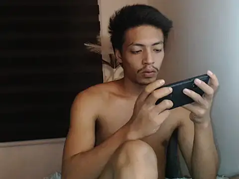 Snapshot of trans_69_ chatting on October 3, 2025, 7:00 pm trans 69 online show from October 3, 2025, 7:00 pm