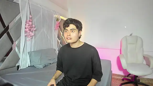 Molly sweetlove online show from November 7, 2025, 6:19 pm