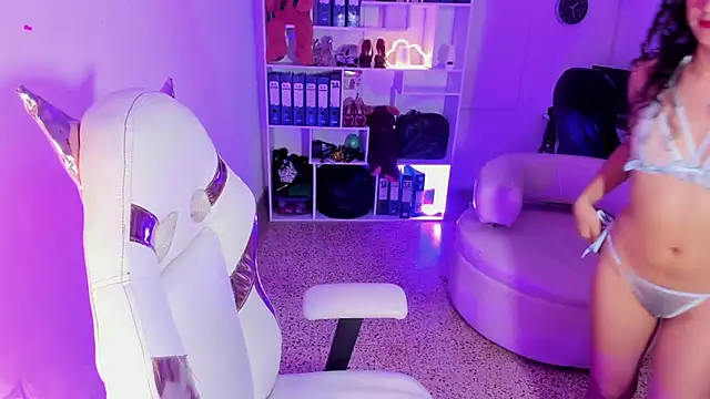 Molly sweetlove online show from November 19, 2025, 7:36 pm