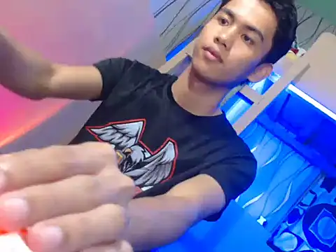 Demure Asian143 online show from October 6, 2025, 9:29 am