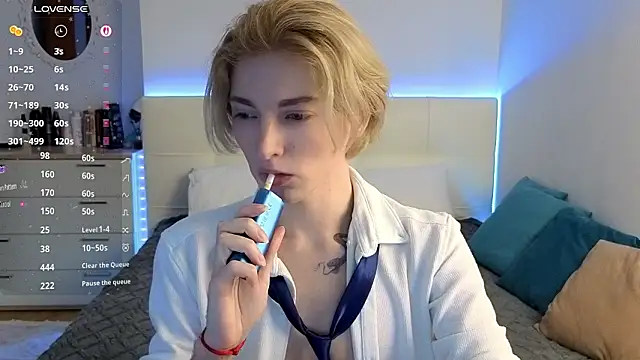 fiachand online show from February 26, 2026, 3:33 pm