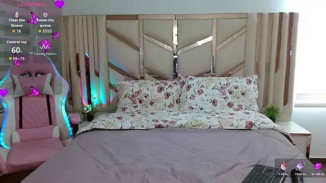 violett star1 online show from March 27, 2026, 1:11 pm