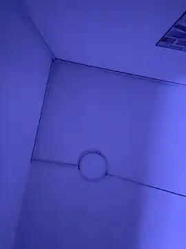 ALANNFERRER online show from October 29, 2025, 10:17 am