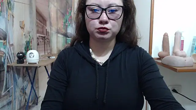 greeneyes nurse online show from February 12, 2026, 6:36 pm