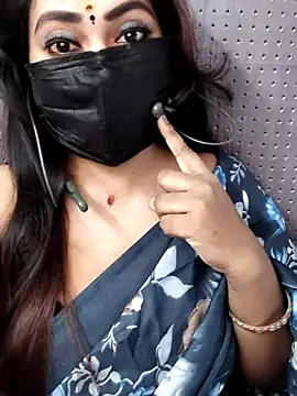 Snapshot of Cutie_nila26 chatting on October 13, 2025, 6:02 am Cutie nila26 online show from October 13, 2025, 6:02 am