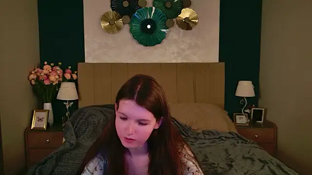 Gaby Essen online show from November 9, 2025, 8:18 pm