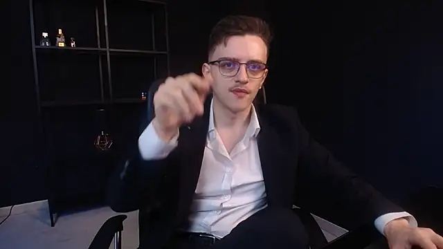 FelixStarkk online show from May 18, 2026, 5:35 am