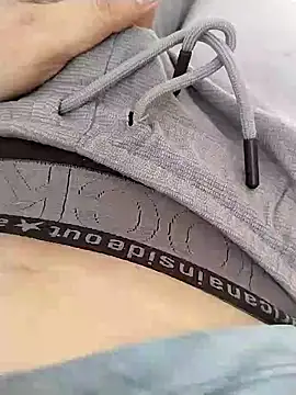 zorhotty online show from June 27, 2026, 9:36 am