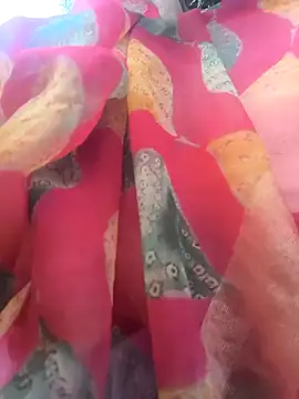 Hot raaani online show from January 15, 2026, 11:26 am