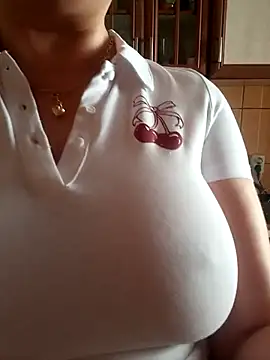 TriumphLove online show from February 25, 2025, 4:21 pm