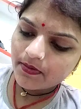 Snapshot of Hot_mirchjii chatting on September 24, 2025, 10:40 am Hot mirchjii online show from September 24, 2025, 10:40 am