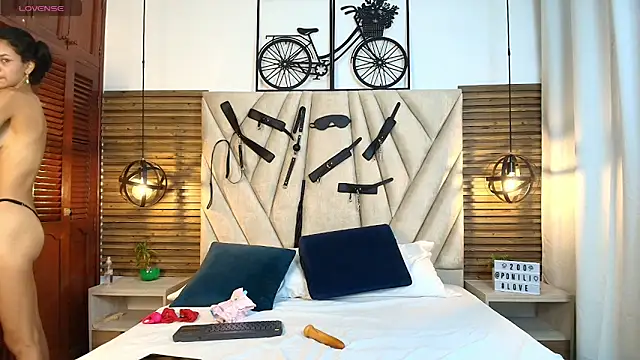 Cinthiabaker online show from November 8, 2025, 11:32 am