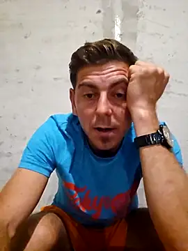 Alex-andru88 online show from November 1, 2025, 6:54 pm