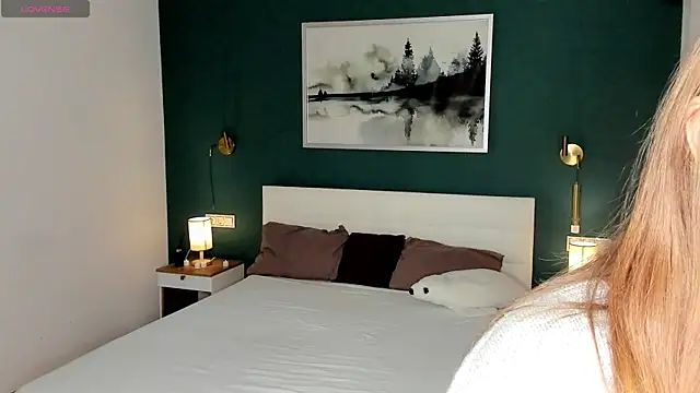 EditaBand online show from November 3, 2025, 7:15 pm