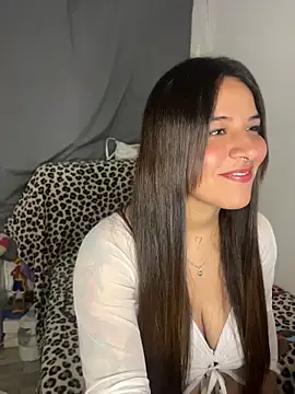 Linda Bellucci online show from May 29, 2026, 11:14 pm